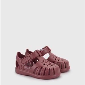 S10271-382-Cangrejera “Tobby Solid” Vino Igor