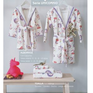 Albornoz 100% algodón “Mod. Unicornio” Fiotex